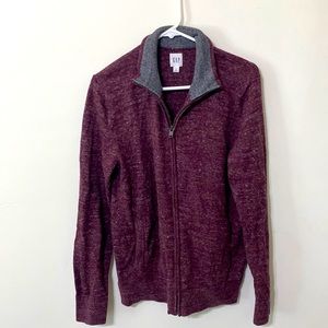 Mens burgundy sweater. Fully zip